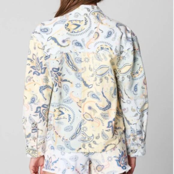 BlankNYC Coming Through Paisley Print Button Up Denim Jacket Women’s Size M NWT - Picture 2 of 13